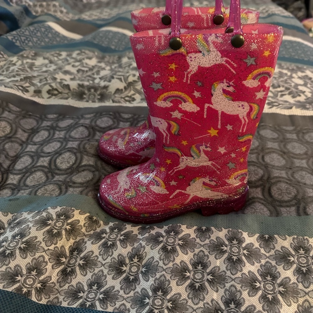 Girls rain boots